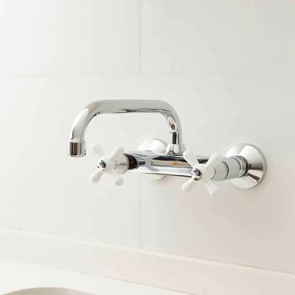 Grifería de Cocina de Pared Peirano Línea Ares Cromo 944CR